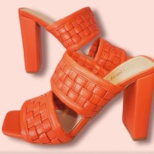 NASTY GAL, ORANGE, WOVEN DOUBLE STRAP MULES, SIZE 6, NEVER WORN​​​